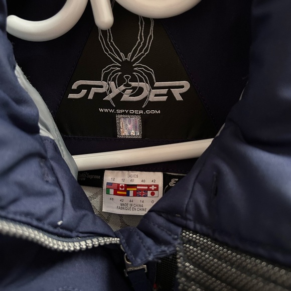 Spyder snowsuit - Picture 2 of 3